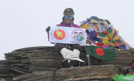 সড়ক দুর্ঘটনায় পর্বতারোহী রেশমা রত্নার মৃত্যু