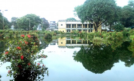 শাহজাদপুরে বন্যার পানি কমছে; জনদুর্ভোগ বাড়ছে