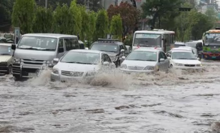 ১৯ মিলিমিটার বর্ষণেই রাজধানীতে জলাবদ্ধতা