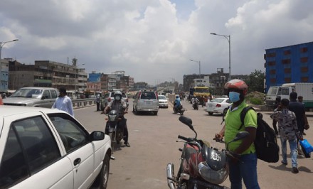 এবারের ঈদে স্বাস্থ্যবিধি অনুসরণ করে গণপরিবহন চালু রাখার সিদ্ধান্ত সরকারের
