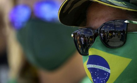 ব্রাজিলে করোনায় আক্রান্তের সংখ্যা লাখ ছাড়াল