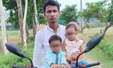 স্ত্রীকে ঘরে আটকে ছাত্রীকে নিয়ে উধাও শিক্ষক!