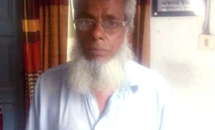 শাহজাদপুরে এশারত বাহিনীর প্রধান এশারত পুলিশের হাতে গ্রেফতার