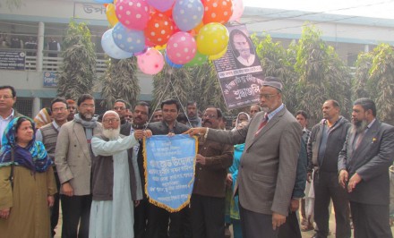শাহজাদপুরে গণশুনানী উপলক্ষে দুদকের সভা ও র‌্যালি