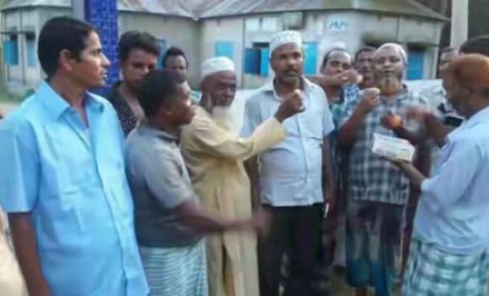 বিএনপি’র কেন্দ্রিয় কমিটিতে আলিম খাঁন সহ-প্রচার সম্পাদক মনোনীত হওয়ায় বেলকুচিতে মিষ্টি বিতরণ