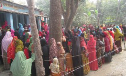 বেলকুচিতে শান্তিপূর্ন পরিবেশে ভোট গ্রহন সম্পন্ন : চলছে ভোট গননা