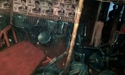 শাহজাদপুরে বিএনপির মেয়র প্রার্থীর দরগাপাড়ার নির্বাচনী ক্যাম্প ভাংচুর