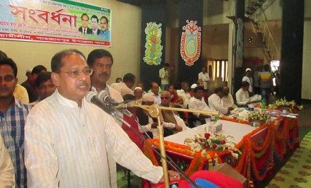 শাহজাদপুরে জেলা আওয়ামীলীগের সভাপতি সাধারণ সম্পাদকে  সংবর্ধনা।