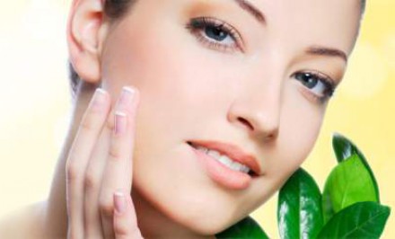 মুখের যত্নে কিছু ঘরোয়া টিপস