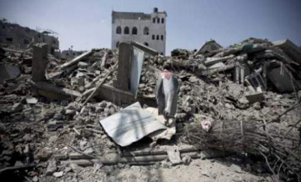 বিধ্বস্ত গাজা পুনর্গঠনে ৭৫০ কোটি ডলার দরকার