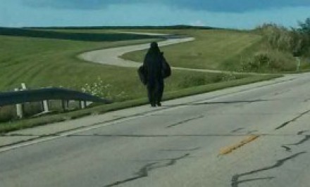 রহস্যময় সেই নারী নিয়ে খোলেনি রহস্যের জট !