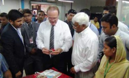 বাংলাদেশ পৃথিবীর সেরা রপ্তানীকারক দেশে পরিণত হবে : মজিনা