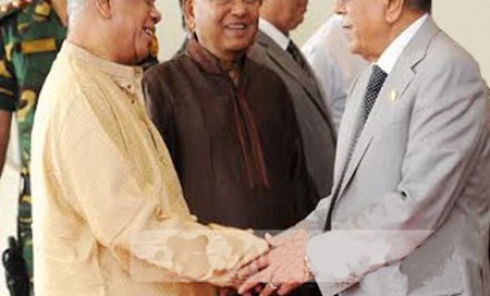 রাষ্ট্রপতি যুক্তরাজ্যে পৌঁছেছেন