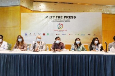 লোকসান ২১০ কোটি টাকা, আর ছাড়ে বিক্রি নয়: আলেশা মার্টের চেয়ারম্যান