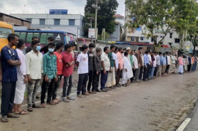 শাহজাদপুরে মোটর মালিক ও শ্রমিকদের মানববন্ধন, বিক্ষোভ সমাবেশ ও সংবাদ সম্মেলন অনুষ্ঠিত