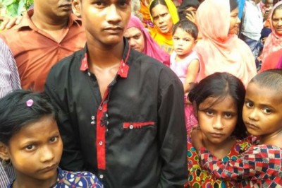 'কে দায়িত্ব নেবে অসহায় চার ভাই-বোনের'