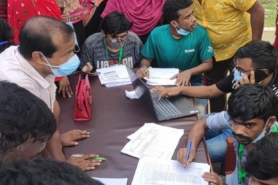 শাহজাদপুরে করোনার টিকাদান উদ্বোধন