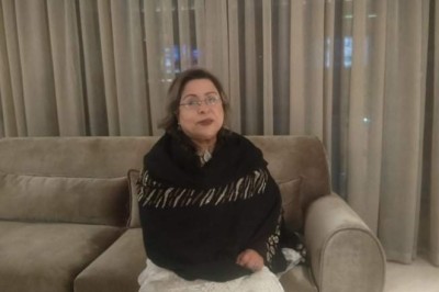 ইংরেজী নববর্ষের শুভেচ্ছা জানালেন মেরিনা জাহান কবিতা এমপি