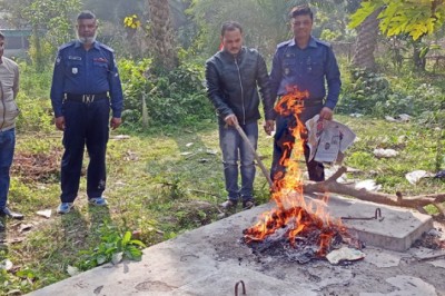 শাহজাদপুরে আদালতের আদেশে মাদক ধ্বংস
